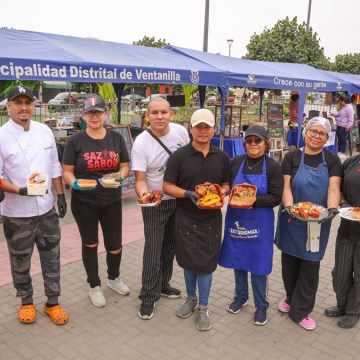 WEB Ventanilla conmemoró Día del Chicharrón con gran feria gastronómica