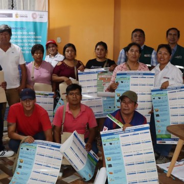 Capacitan en buenas prácticas de producción a porcicultores en Chincha
