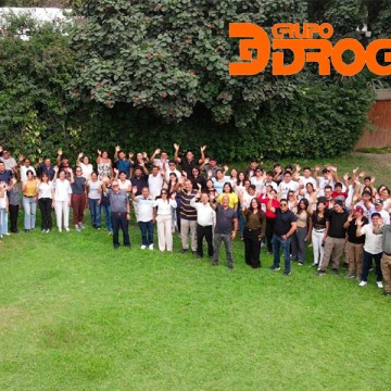 Drogavet celebró 24 años de trayectoria con almuerzo de confraternidad junto a sus colaboradores
