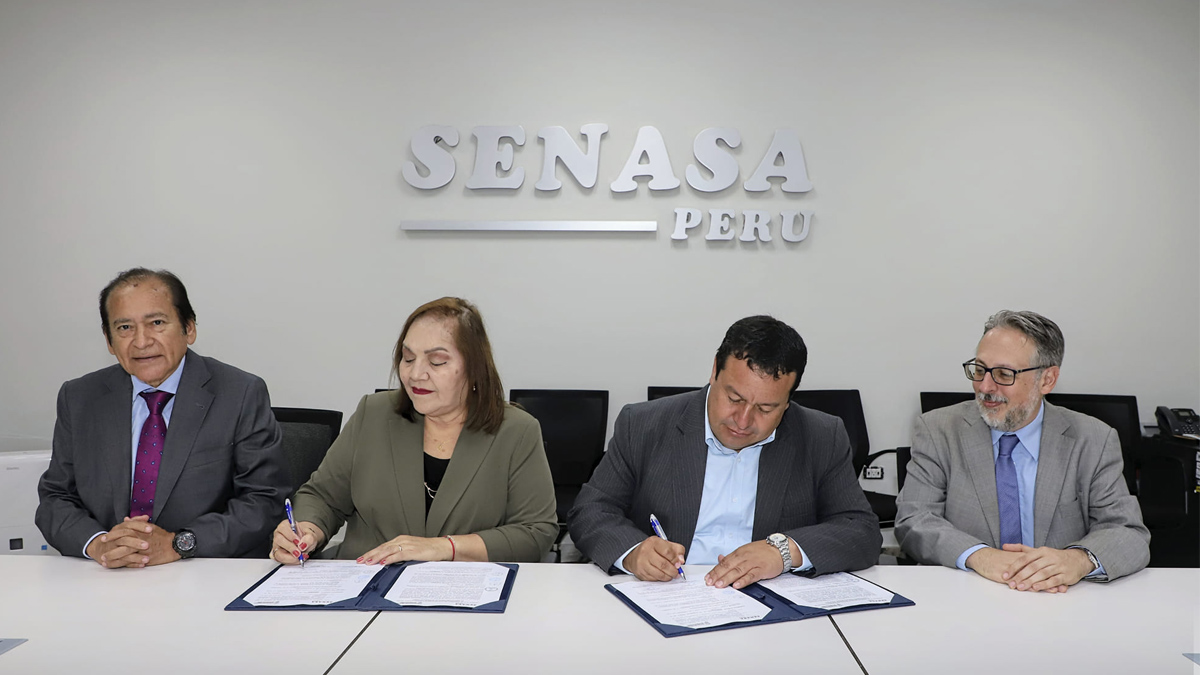 SENASA y ASOPORCI suscriben adenda para proteger producción porcina nacional